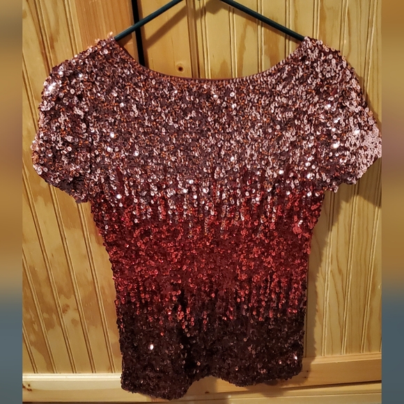 Sequin Top - Picture 1 of 4